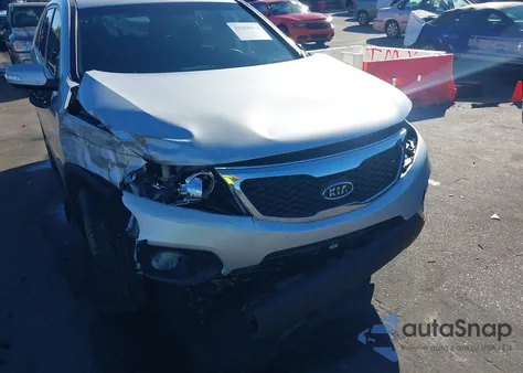 2013 Kia Sorento Lx from USA, damaged, VIN 5XYKT3A62DG310591
